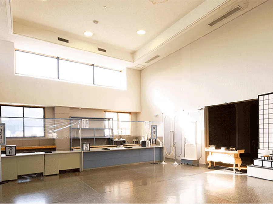 菊屋ホール本店ロビー
